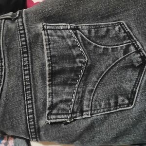 Levi's Black Straight Leg Jeans Timeless Comfort